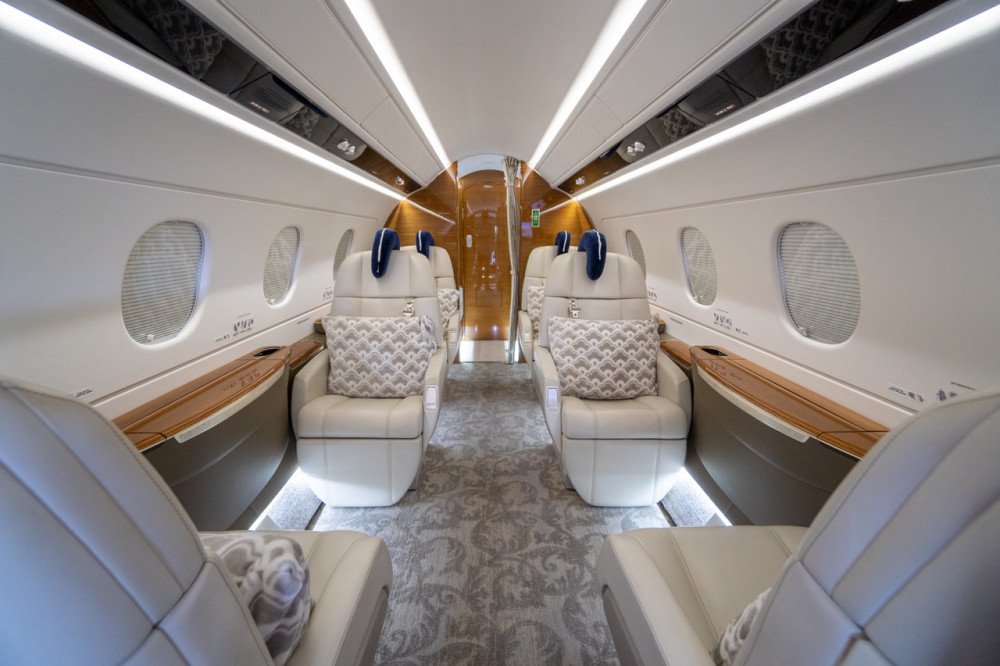 2016 Embraer Legacy 450