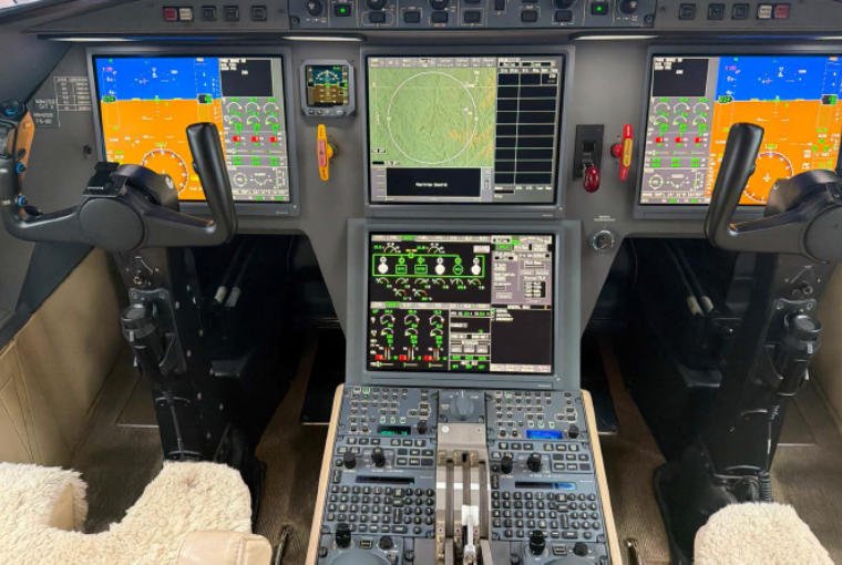 2008 Dassault Falcon 900DX